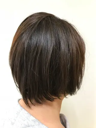 ミディアム カラー 横田 尚登のヘアスタイル