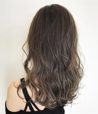 ミディアム カラー 髪質改善サロン 心斎橋ARCHEのヘアスタイル