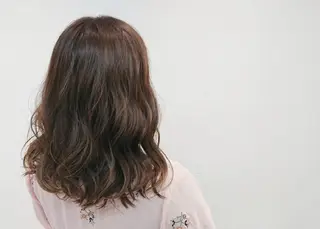 ロング カラー 透明感ハイライト◎ 伊藤夏海のヘアスタイル