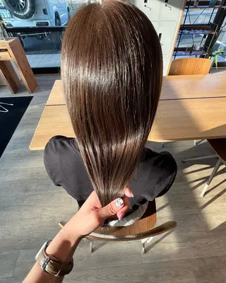 ミディアム 渡辺 優のヘアスタイル