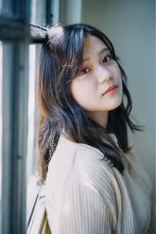 ロング カラー 岡村 玲奈のヘアスタイル