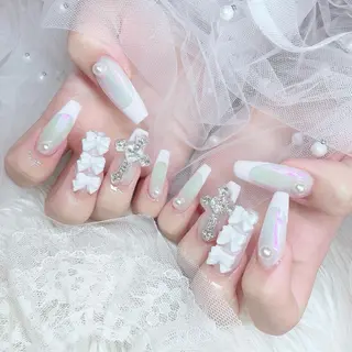 ネイル Lee Nailsのネイルデザイン