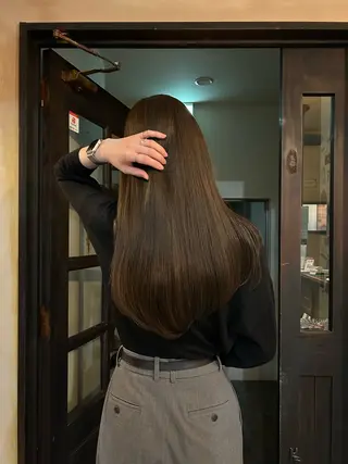 ロング カラー 柳生 美穂のヘアスタイル