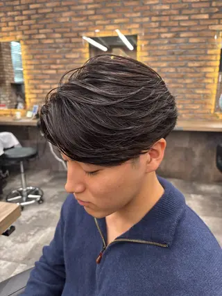 メンズ 🪽直毛男子の救世主 🪽フェザーパーマのヘアスタイル
