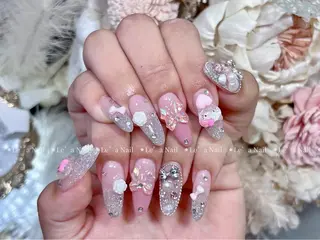 ネイル Luxe Nail Salonのネイルデザイン