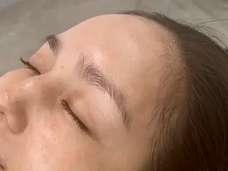 Salon Bi. /ERIKAの眉毛・アイブロウイメージ