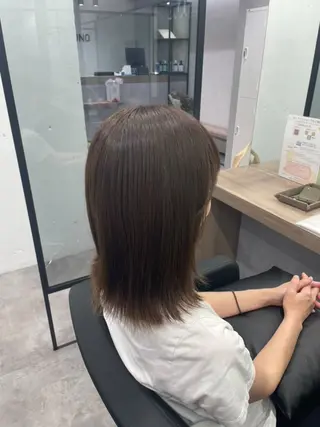 カラー はる 「モデル募集中」のヘアスタイル