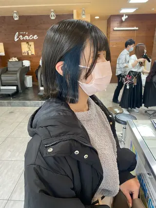 ミディアム カラー パーマ ヘアアレンジ メンズ ネイル マツエク・マツパ アイブロウ インナー×縮毛矯正 ピンクカラー澤井里菜のヘアスタイル