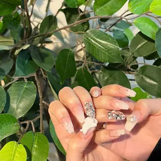 ネイル ☁️BLITZ 🎀笠原雪音🎀のネイルデザイン