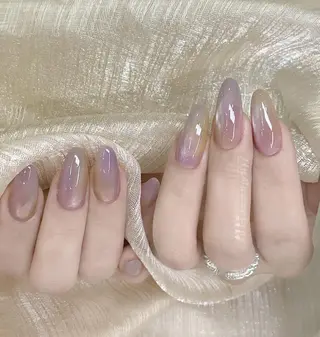 ネイル Demure リリス　銀座店のネイルデザイン