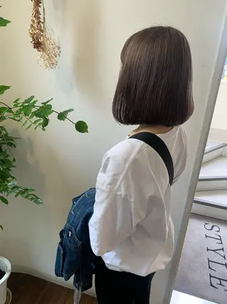 ミディアム カラー 羽エクステ🩷 🤍まき🤍のマツエク・マツパデザイン