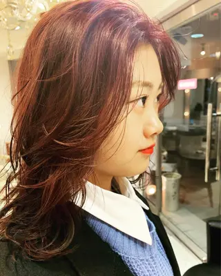 セミロング カラー 🌸スタイリスト 山浦美恵のヘアスタイル