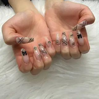 ネイル 💖𝓜𝓲𝓸 /3月予約受付中💖のネイルデザイン