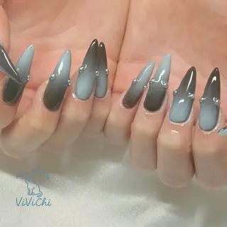 ネイル ViViChi 梨帆のネイルデザイン