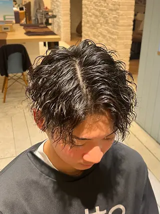 パーマ メンズ メンズ特化 山崎  蓮のヘアスタイル
