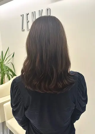 ロング コテ巻き風パーマ 藤澤　知彌のヘアスタイル