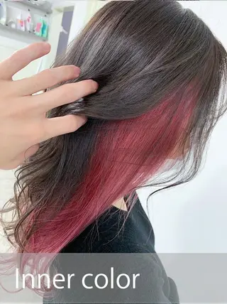 セミロング カラー PEQSS HAIRのヘアスタイル