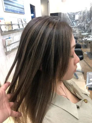 ロング 手塚 亮汰のヘアスタイル