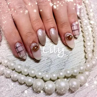 ネイル Lily*nail 🌻Mii🌻のネイルデザイン