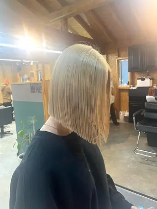 カラー まろみ暖色×ボブ ×chia🕯のヘアスタイル