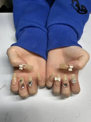 ネイル IROHA nail Ami🐊🎀のネイルデザイン