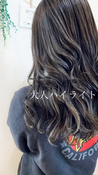 ロング トレンドパーマ 加藤菜月のヘアスタイル