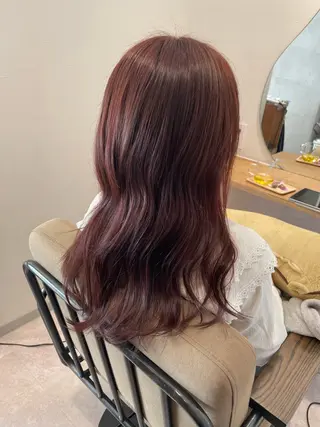 カラー 井上 嘉名のヘアスタイル