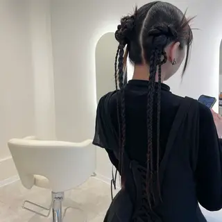 ロング ヘアアレンジ ヘアメイク new meのヘアスタイル