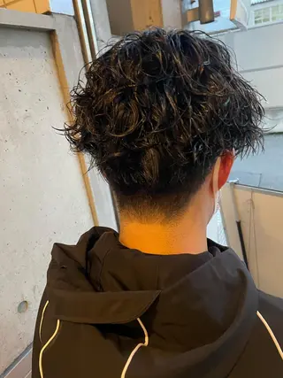 パーマ メンズ 大阪美容師 井上智博のヘアスタイル