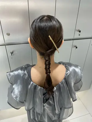 ヘアアレンジ ヘアセット🎀耳つぼ 👂💎MONAMIのヘアスタイル