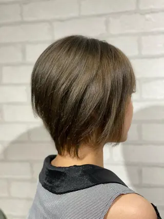 ショート カラー ✨ハイトーン カラー福岡拓也✨のヘアスタイル