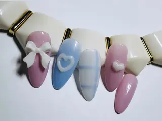 ネイル Moons nail 💅✨のネイルデザイン
