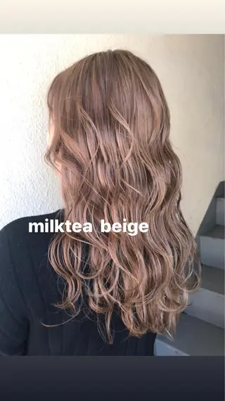 ロング カラー ヘアアレンジ シアーベージュニスト 🥣大石亜里紗のヘアスタイル