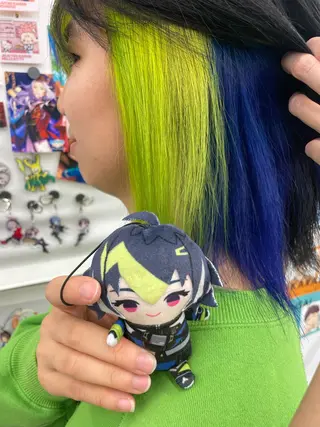 ミディアム カラー インナーカラー 推し ブリーチ  髪質改善のヘアスタイル