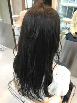ロング カラー 逗子葉山 ナオイカイラのヘアスタイル