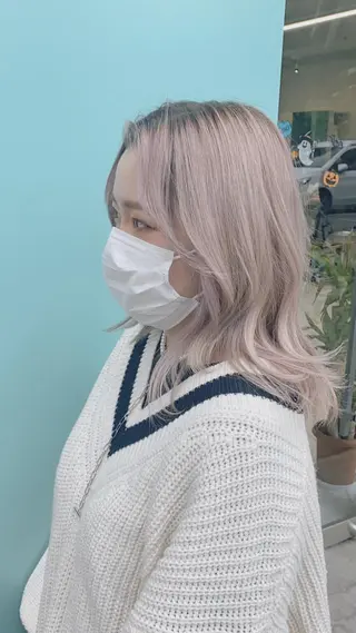 ミディアム カラー 松田 百花のヘアスタイル
