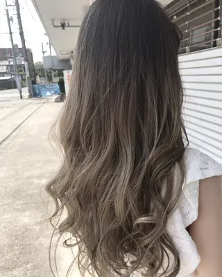 ロング カラー レイヤーカット匠 イソザキノリユキのヘアスタイル