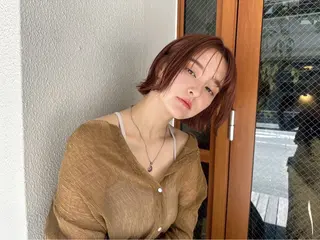 ショート カラー 岩下 実希のヘアスタイル