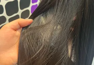 カラー ⭐️GANNI ⭐️小久保沙紀のヘアスタイル