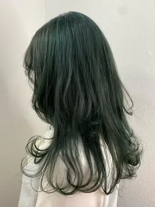 カラー 中村 彩夏のヘアスタイル