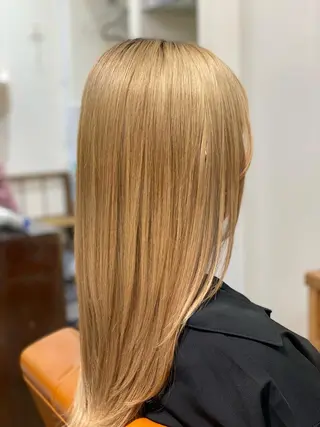 セミロング カラー 森下 友　Dio...池袋のヘアスタイル