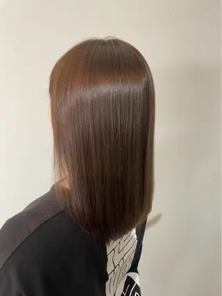 セミロング Re room. 女性スタイリストのヘアスタイル