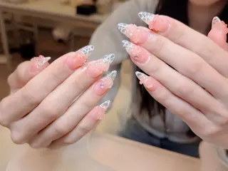 ネイル Mira Nail Studioのネイルデザイン