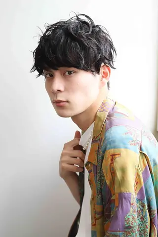 ミディアム パーマ メンズ 🎧BLEACHi メンズパーマ💈木村のヘアスタイル