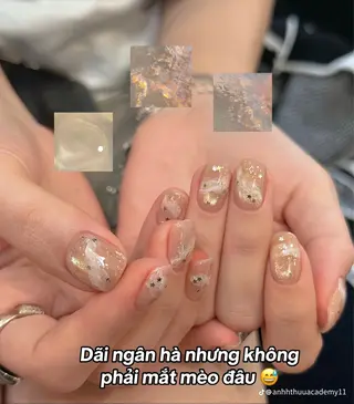 ネイル 🪷Mi.o あいちゃん🐝のネイルデザイン