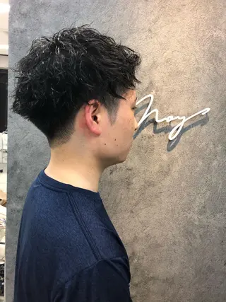 メンズ Noyヨシモト ヒロトのヘアスタイル