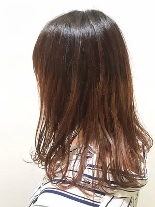 ミディアム 由比藤理子 ブリーチカラー🌈のヘアスタイル