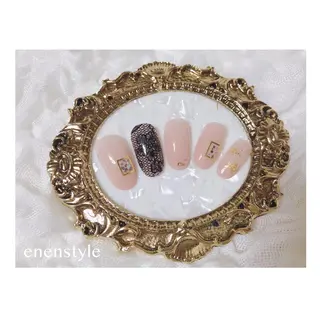 ショート ネイル 👑enen style👑のネイルデザイン