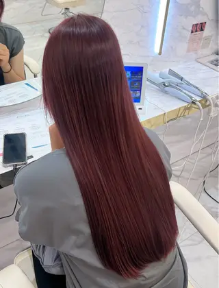ロング カラー aku💞韓国風🩷 ピンクカラー🎀🩷のヘアスタイル