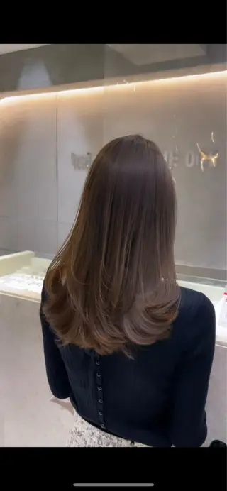 ロング カラー 辻 愛麗のヘアスタイル